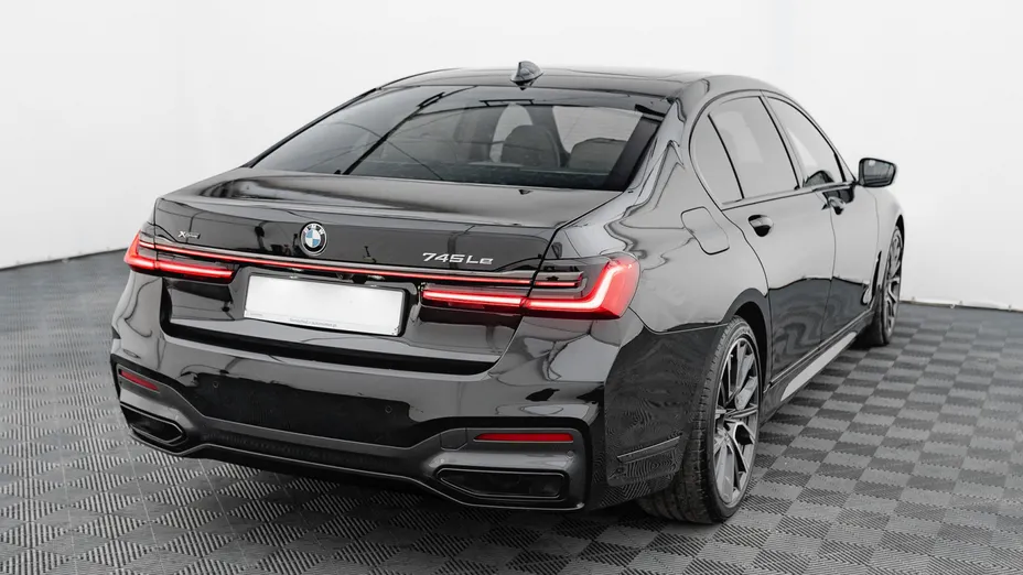 BMW Seria 7 745Le xDrive sport-aut