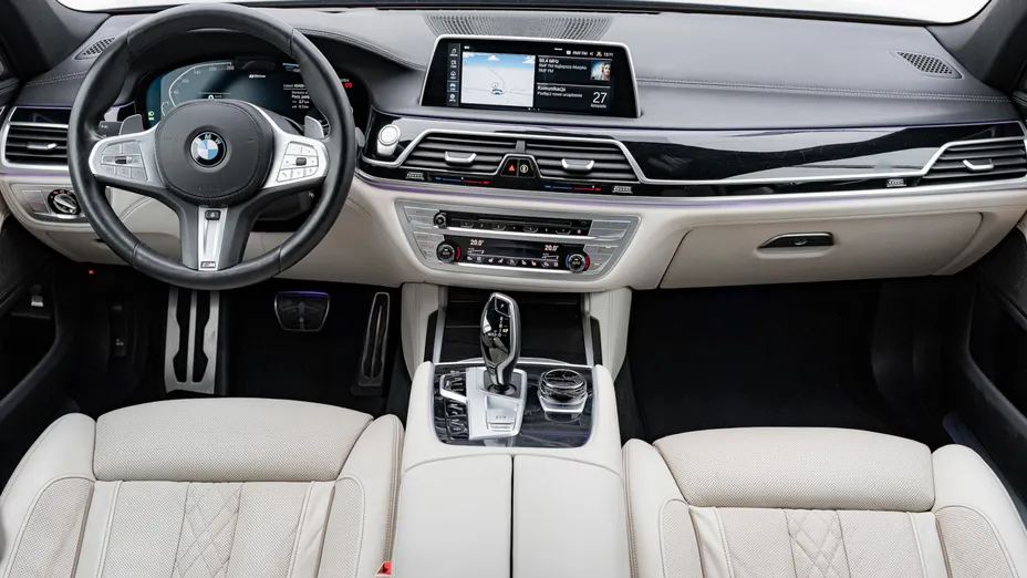 BMW Seria 7 745Le xDrive sport-aut