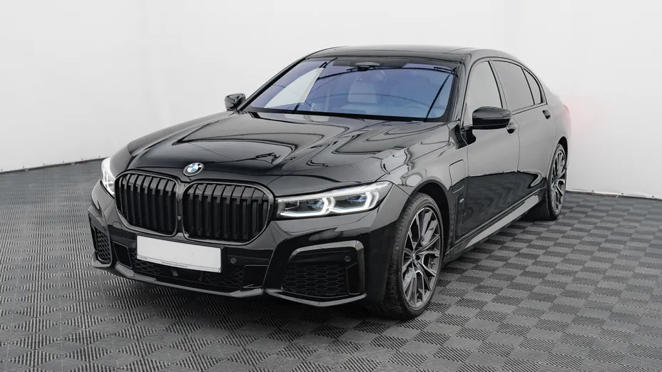 BMW Seria 7 745Le xDrive sport-aut