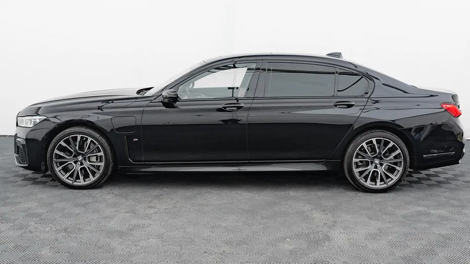 BMW Seria 7 745Le xDrive sport-aut