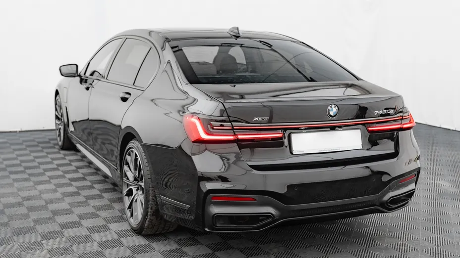BMW Seria 7 745Le xDrive sport-aut
