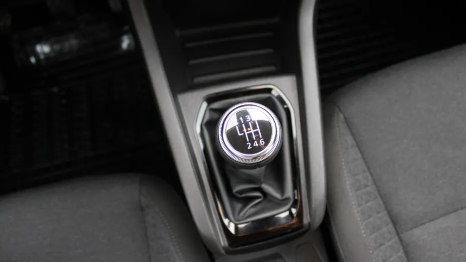RENAULT Clio Clio 1.0 TCe Equilibre