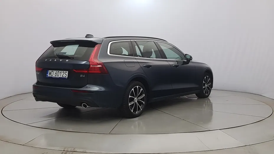 VOLVO V60 V60 B4 D Momentum Pro aut