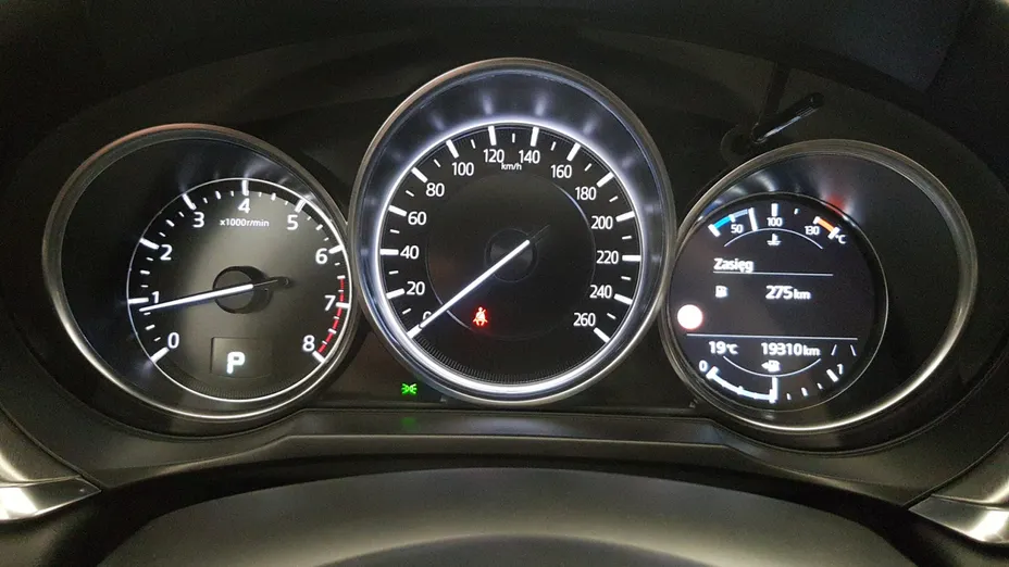 MAZDA 6 6 2.0 Center-Line aut