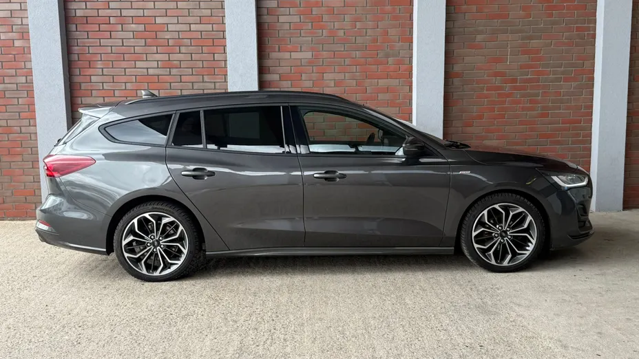 FORD Focus Focus 1.0 EcoBoost mHEV ST-Line X aut