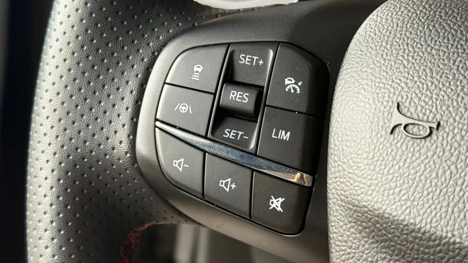 FORD Focus Focus 1.0 EcoBoost mHEV ST-Line X aut