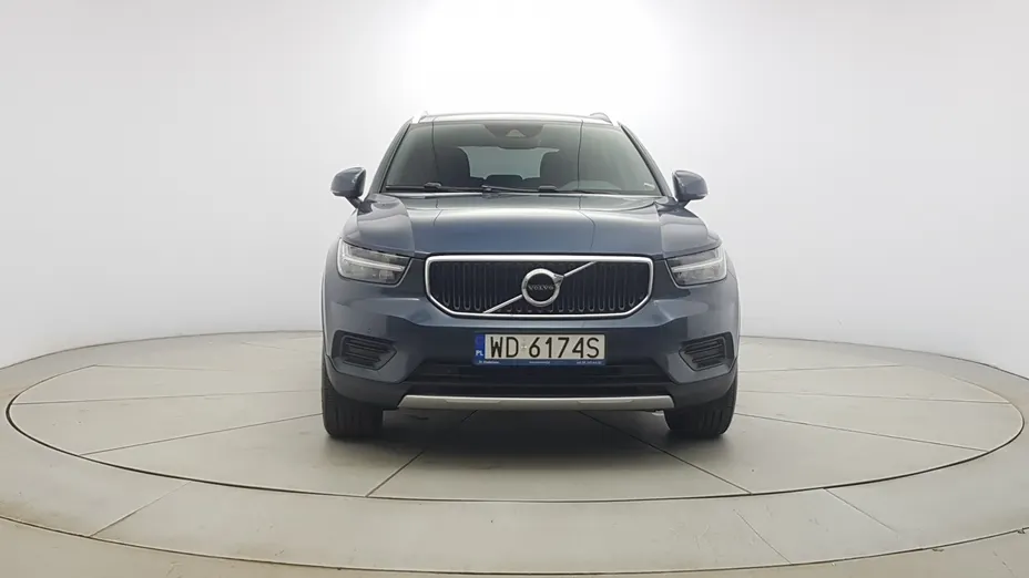 VOLVO XC40 XC40 T3 Momentum Pro aut