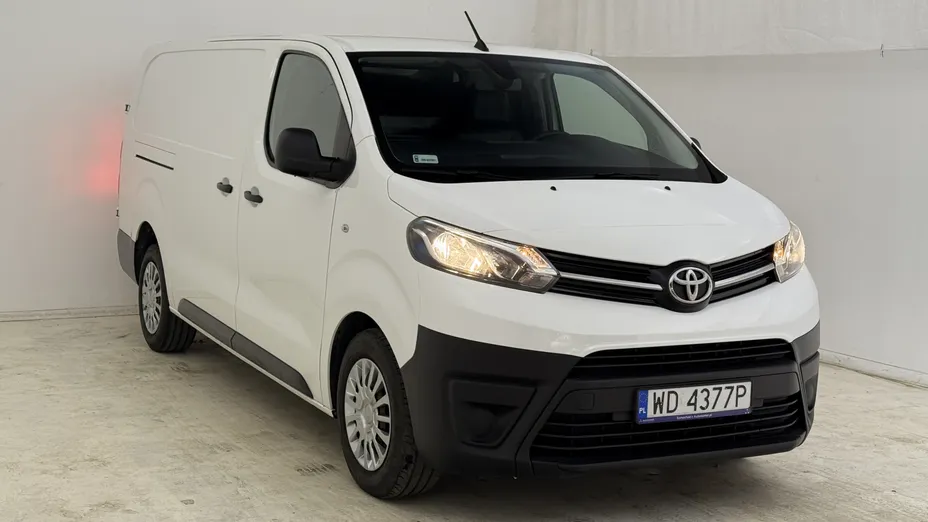 TOYOTA Proace Proace 2.0 D-4D Long 3,1t Active