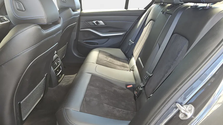 BMW Seria 3 320i M Sport sport-aut