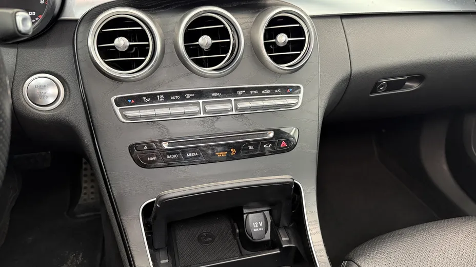 MERCEDES-BENZ C Klasa C 200 4-Matic 9G-TRONIC