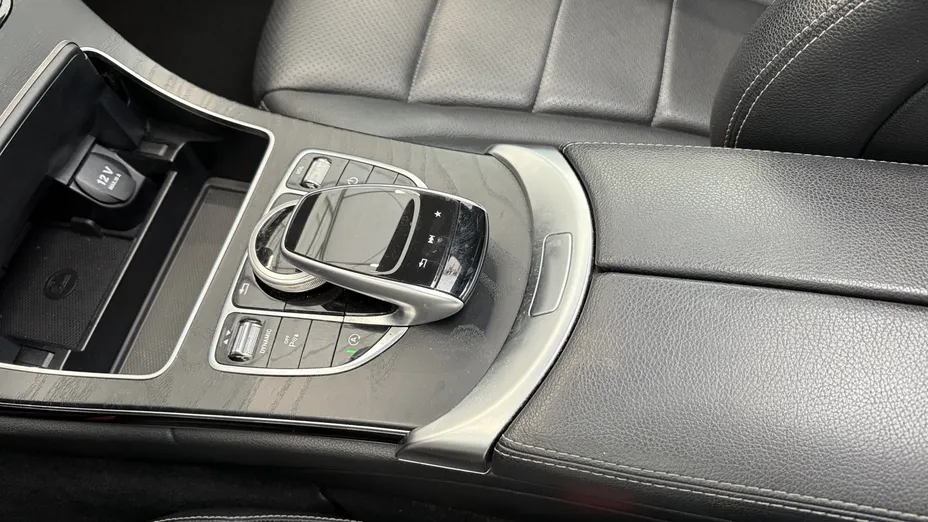 MERCEDES-BENZ C Klasa C 200 4-Matic 9G-TRONIC
