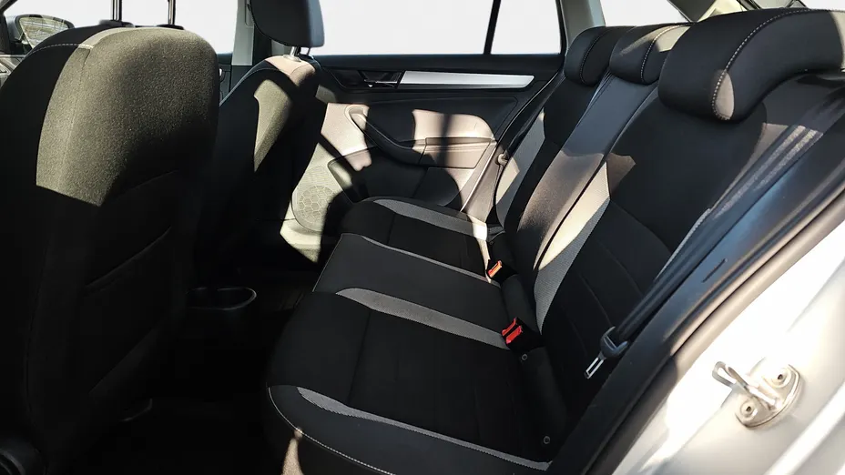 SKODA Rapid Rapid Spb. 1.0 TSI Ambition