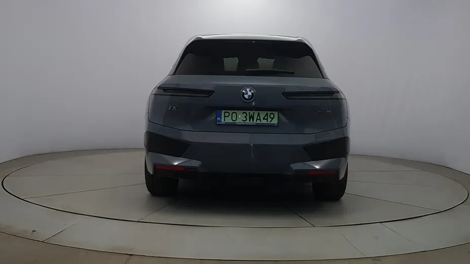 BMW iX iX xDrive40 76.6kWh