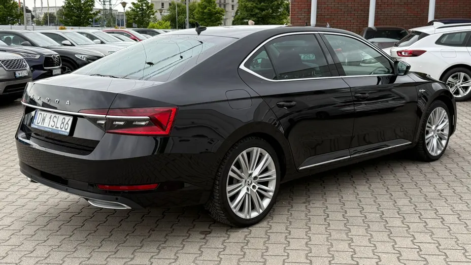 SKODA Superb Superb 2.0 TDI SCR L&K DSG