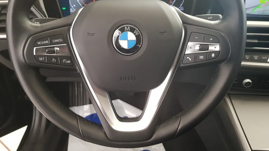 BMW Seria 3 320d xDrive mHEV Advantage aut