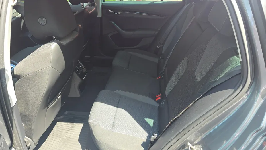 SKODA Octavia Octavia 1.5 TSI e-Tec Ambition DSG