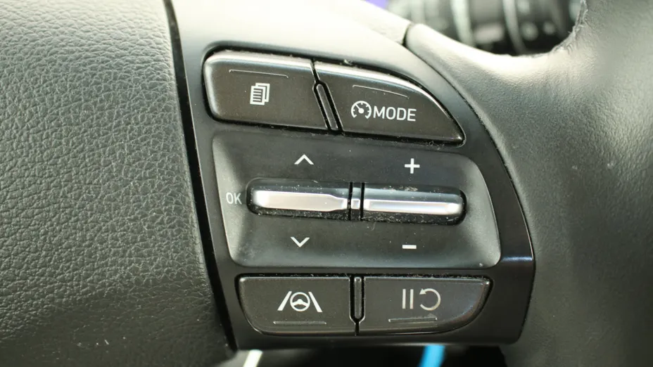 HYUNDAI i30 i30 1.5 DPI Smart