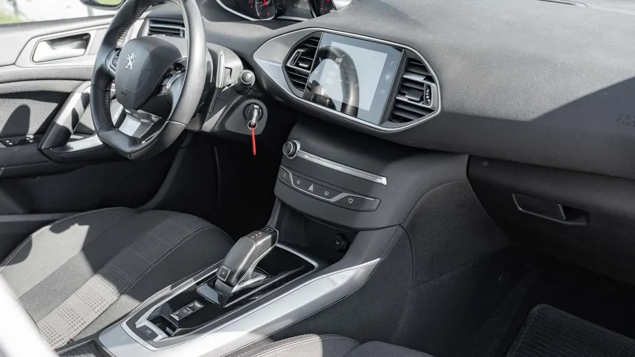 PEUGEOT 308 308 SW 1.5 BlueHDi Allure S&S EAT8