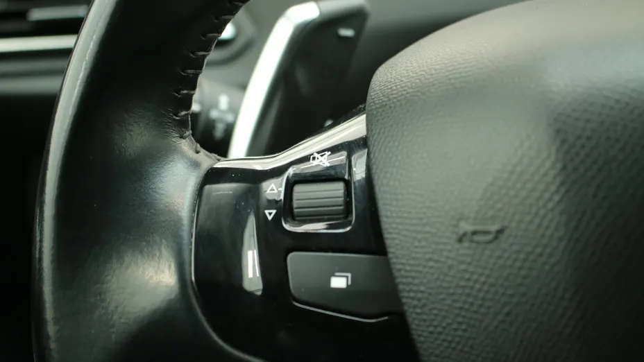 PEUGEOT 308 308 SW 1.5 BlueHDi Allure S&S EAT8