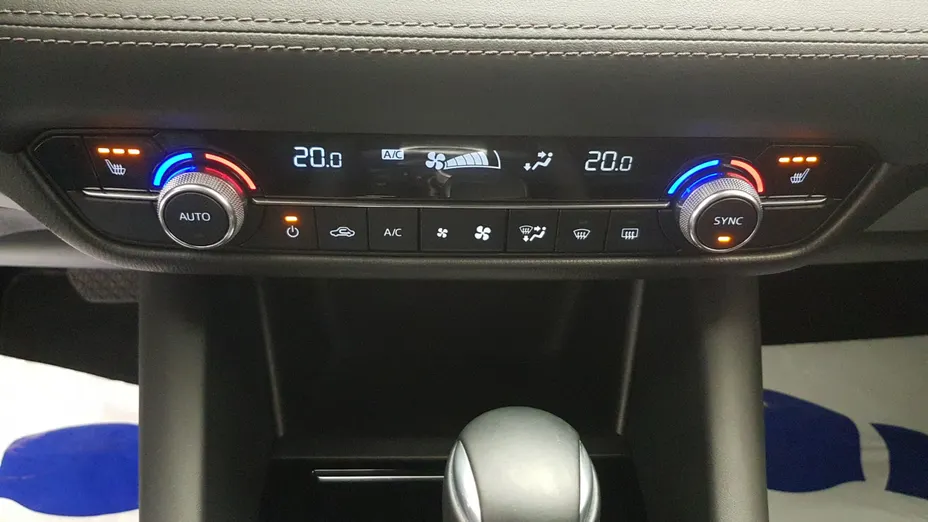 MAZDA 6 6 2.0 Center-Line aut