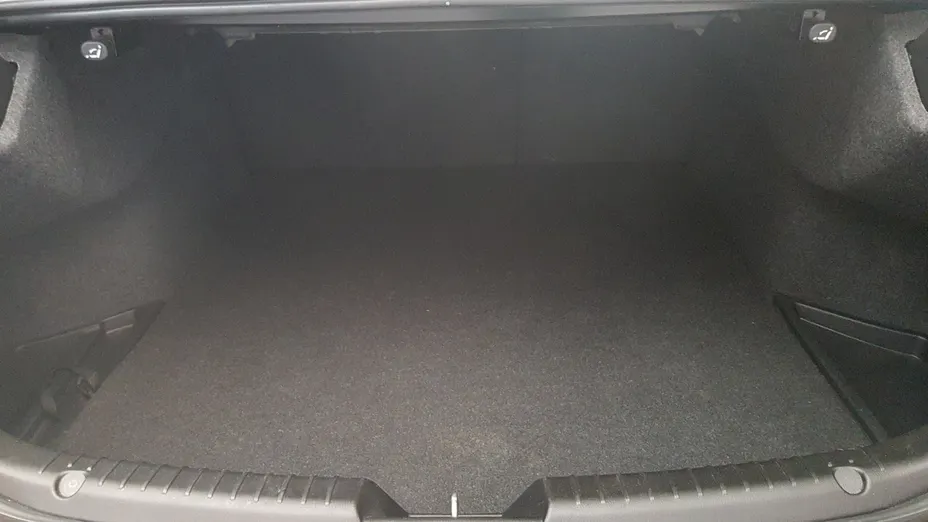 MAZDA 6 6 2.0 Center-Line aut