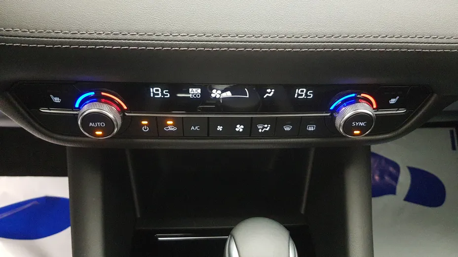 MAZDA 6 6 2.0 Center-Line aut