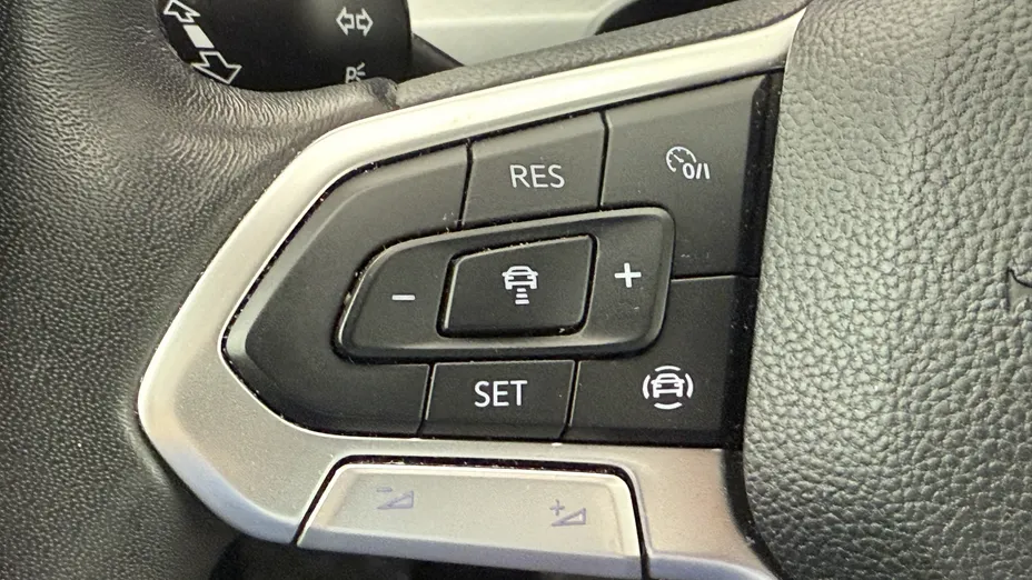 VOLKSWAGEN Golf Golf VIII 2.0 TDI Life