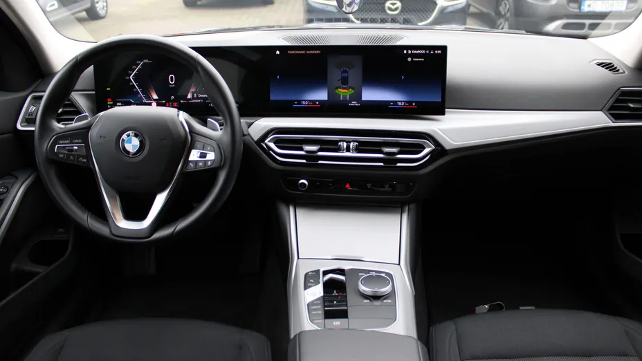 BMW Seria 3 320i aut