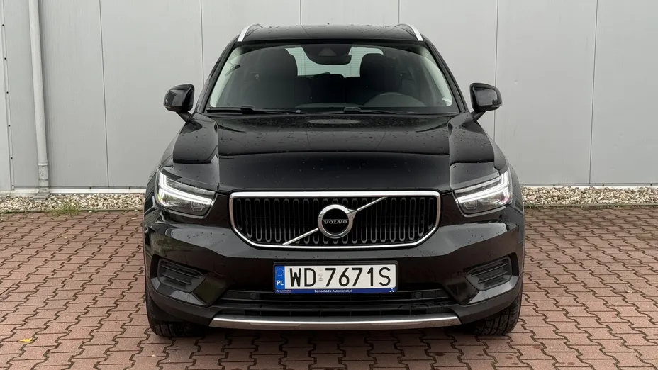 VOLVO XC40 XC40 T3 Momentum Pro aut