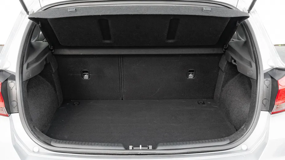 HYUNDAI i30 i30 1.5 DPI Classic +