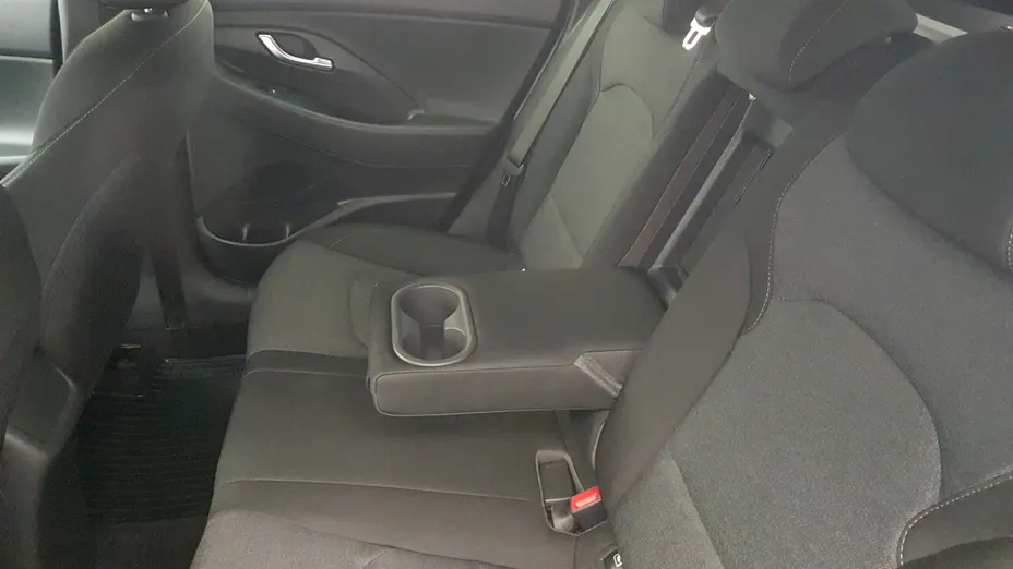 HYUNDAI i30 i30 1.5 DPI Smart