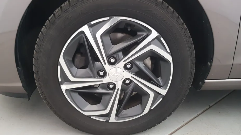 HYUNDAI i30 i30 1.5 DPI Smart