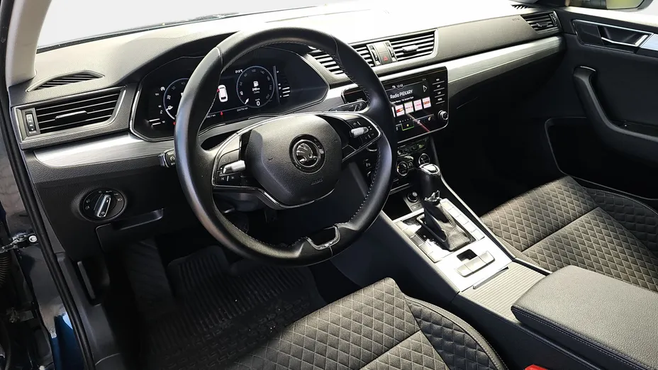 SKODA Superb Superb 2.0 TDI SCR Ambition DSG