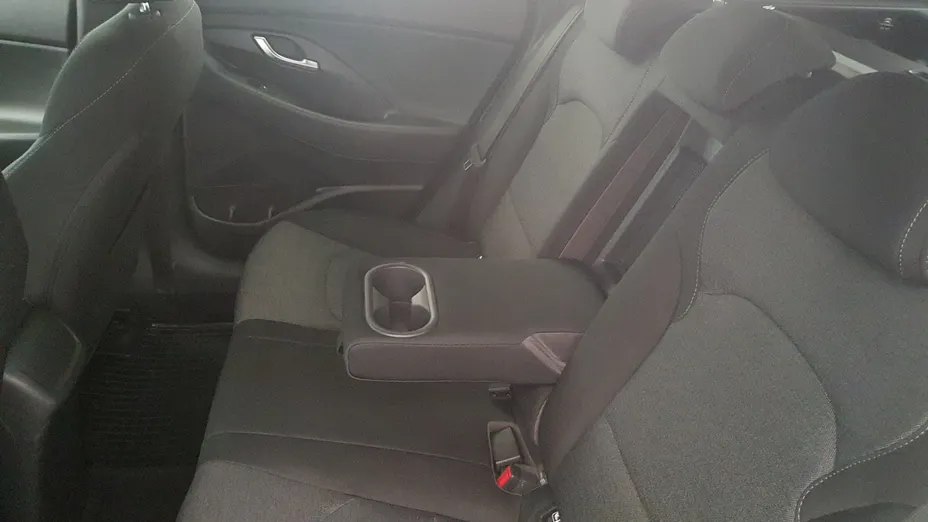 HYUNDAI i30 i30 1.5 DPI Smart
