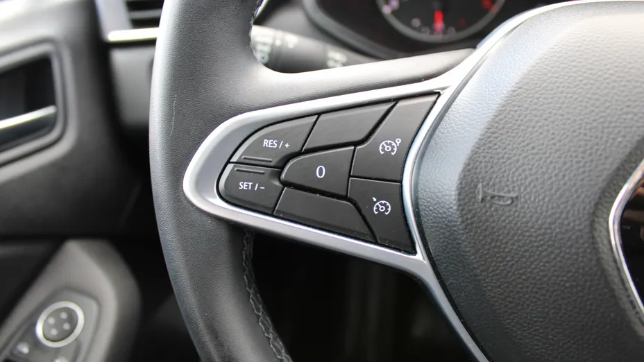 RENAULT Clio Clio 1.0 TCe Equilibre
