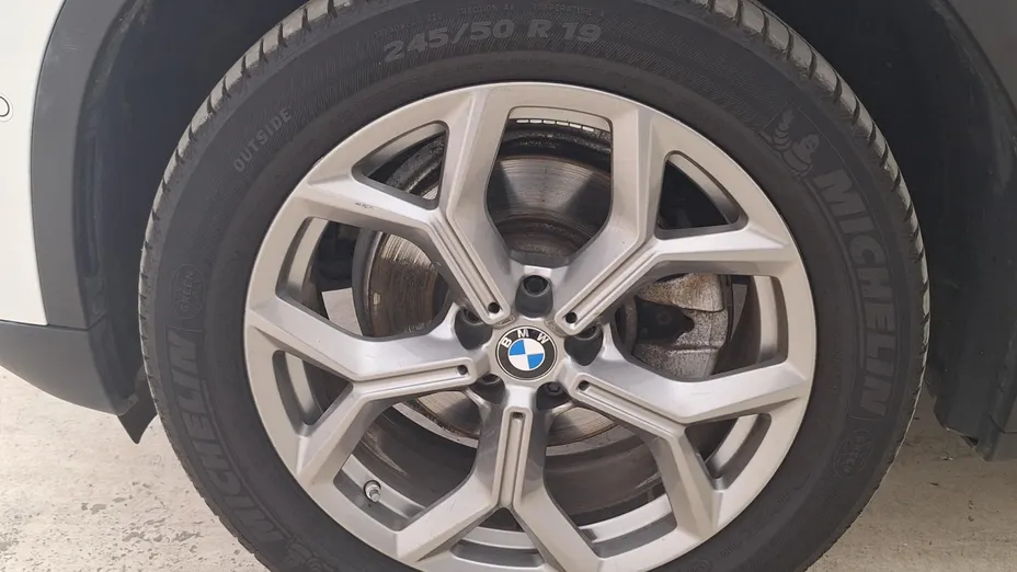 BMW X4 X4 xDrive20i mHEV sport-aut