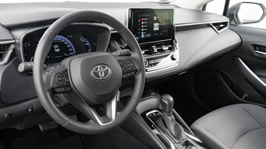 TOYOTA Corolla Corolla 1.5 Comfort MS