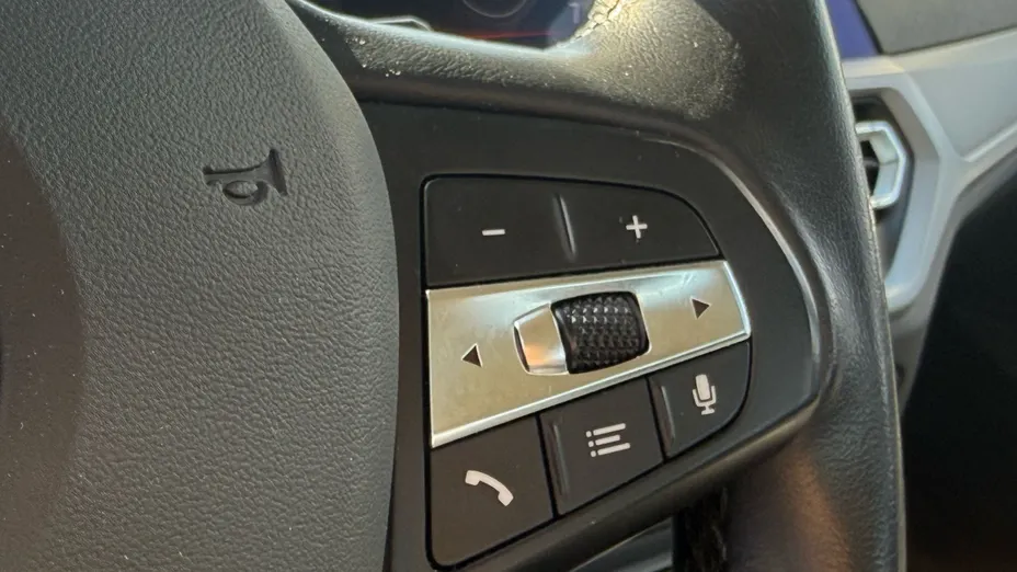 BMW Seria 3 318i Advantage aut