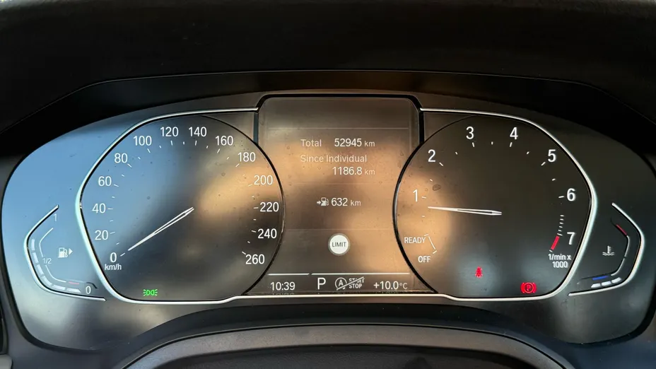 BMW Seria 3 318i Advantage aut