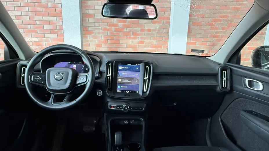 VOLVO XC40 XC40 B3 Essential aut