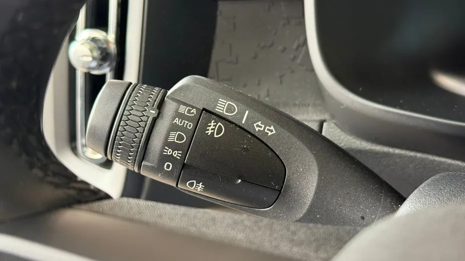 VOLVO XC40 XC40 B3 Essential aut