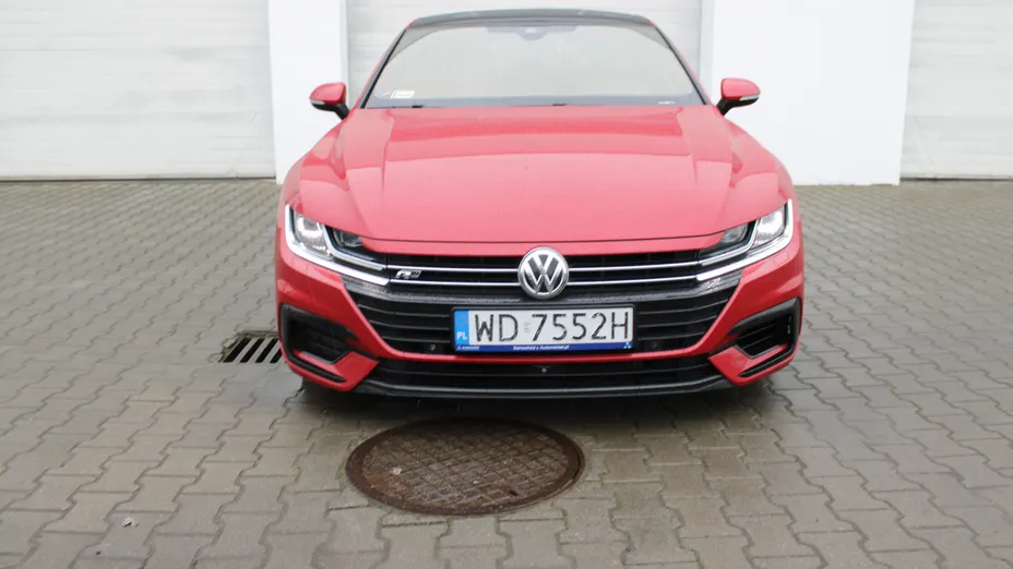 VOLKSWAGEN Arteon Arteon 2.0 TDI Bi-Turbo SCR 4Mot. R-Line DSG