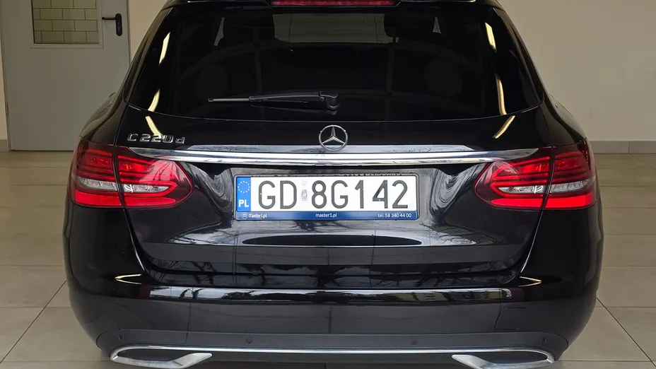 MERCEDES-BENZ C Klasa C 220 d 9G-TRONIC