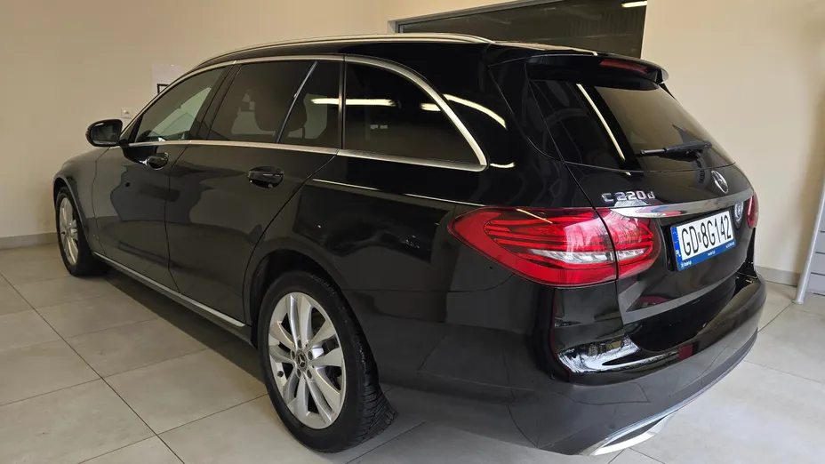 MERCEDES-BENZ C Klasa C 220 d 9G-TRONIC
