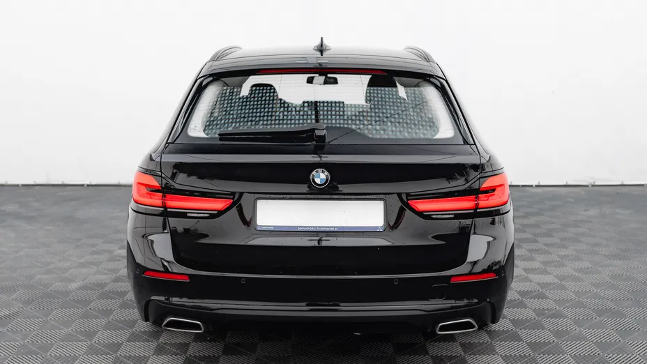 BMW Seria 5 530i xDrive mHEV aut