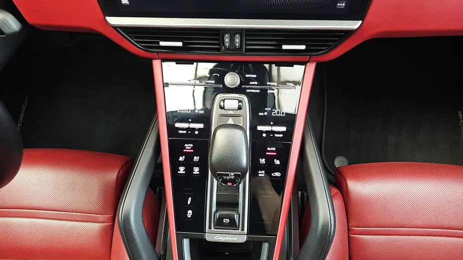 PORSCHE Cayenne Cayenne Coupe Platinum  Edition