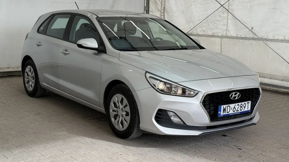 HYUNDAI i30 i30 1.4 Classic +