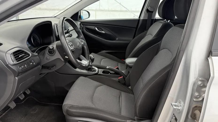 HYUNDAI i30 i30 1.4 Classic +
