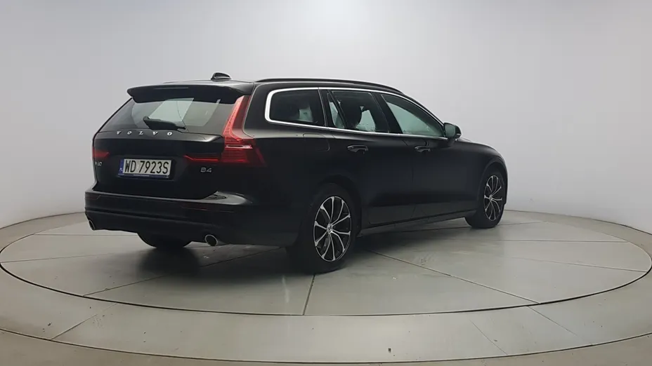 VOLVO V60 V60 B4 D Momentum Pro aut