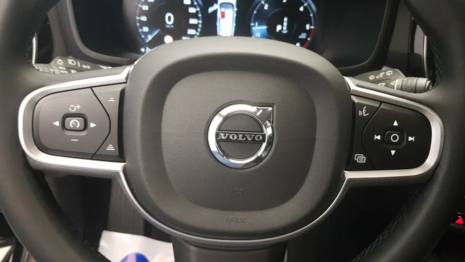 VOLVO V60 V60 B4 D Momentum Pro aut